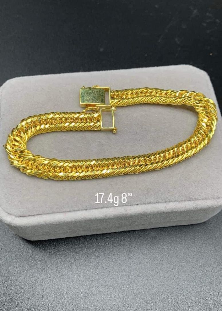 Golden Loop Bracelet